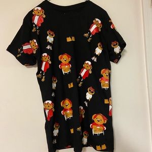 NWOT Vibes teddy tear t-shirt. Really cute